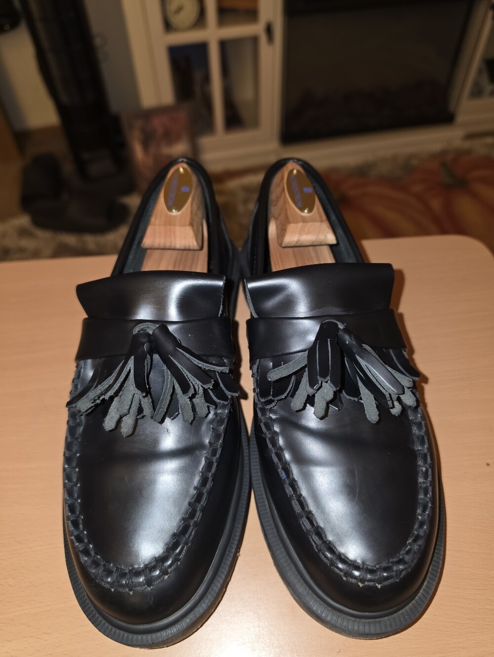 DR. MARTENS 'Adrian' The Original Black Tasseled Platforms Ladies 8 Mens 7